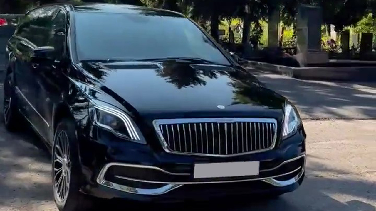 Катафалк Mersedes Benz Maybach 2026